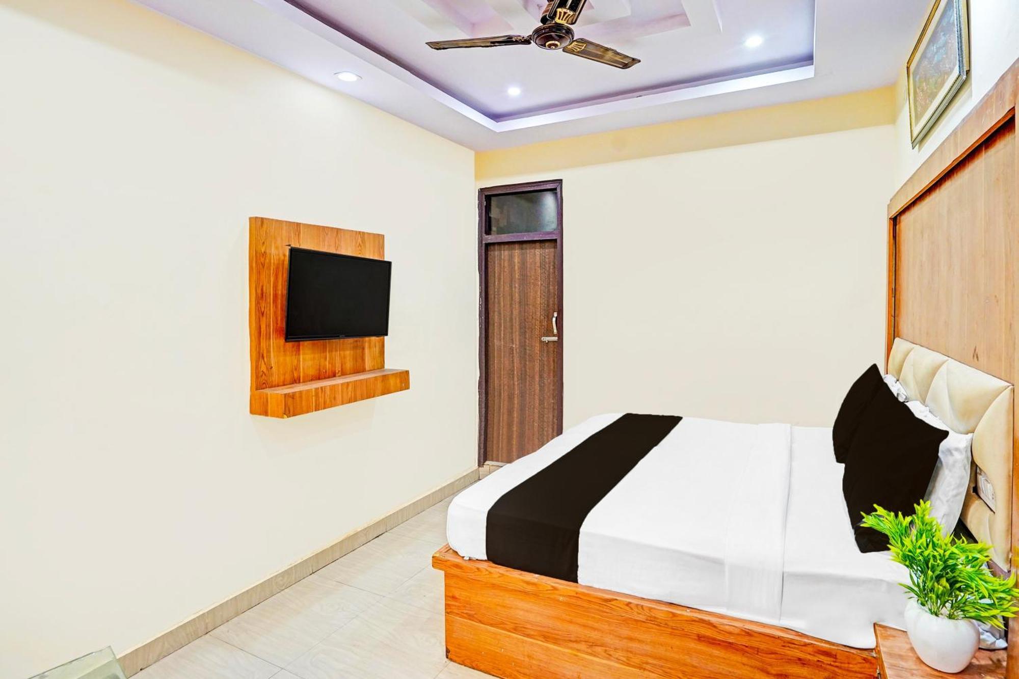 Hotel Super O Charbagh Formerly Khalsa 3*