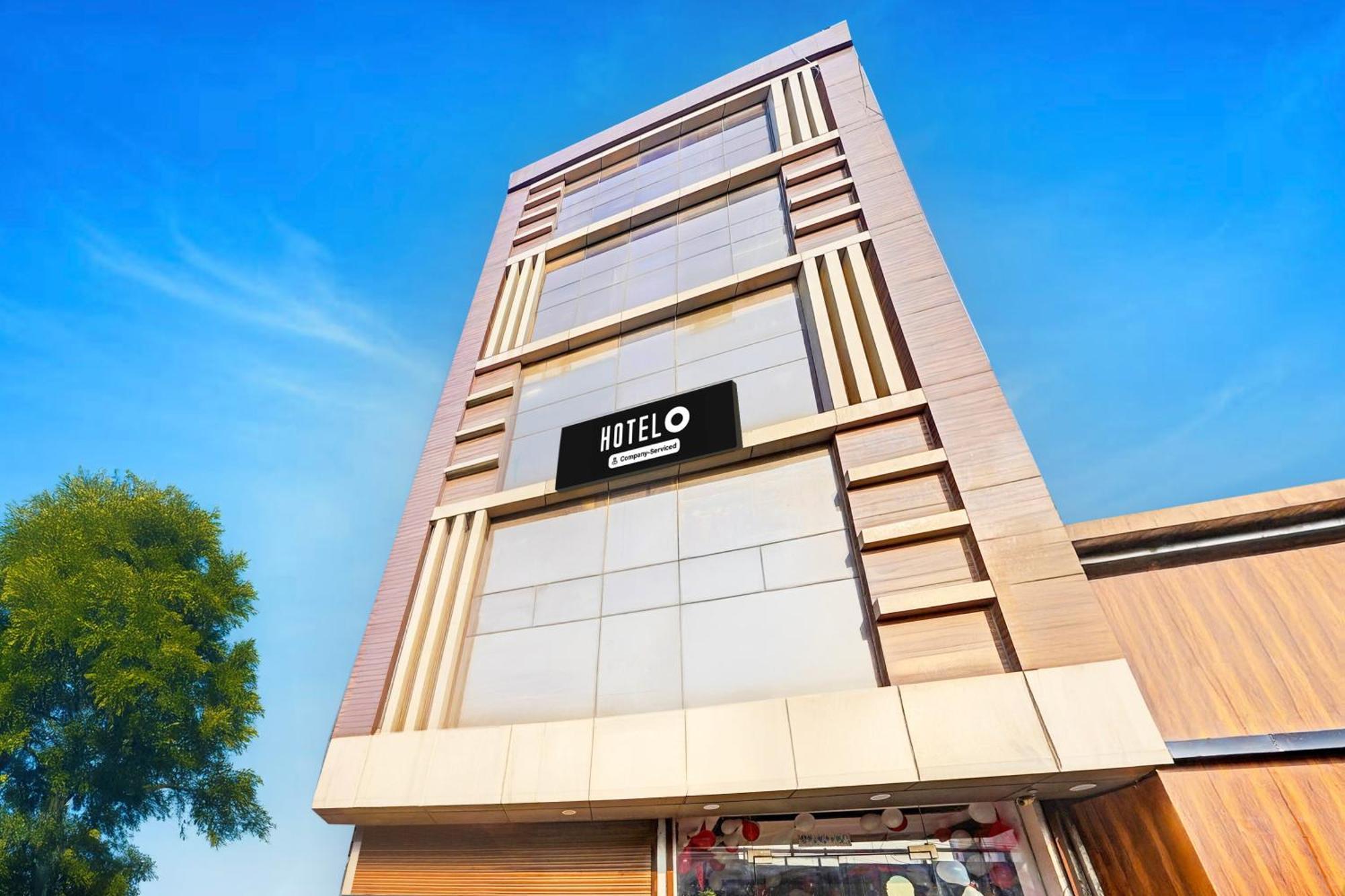 Super O Charbagh Formerly Khalsa Hotel