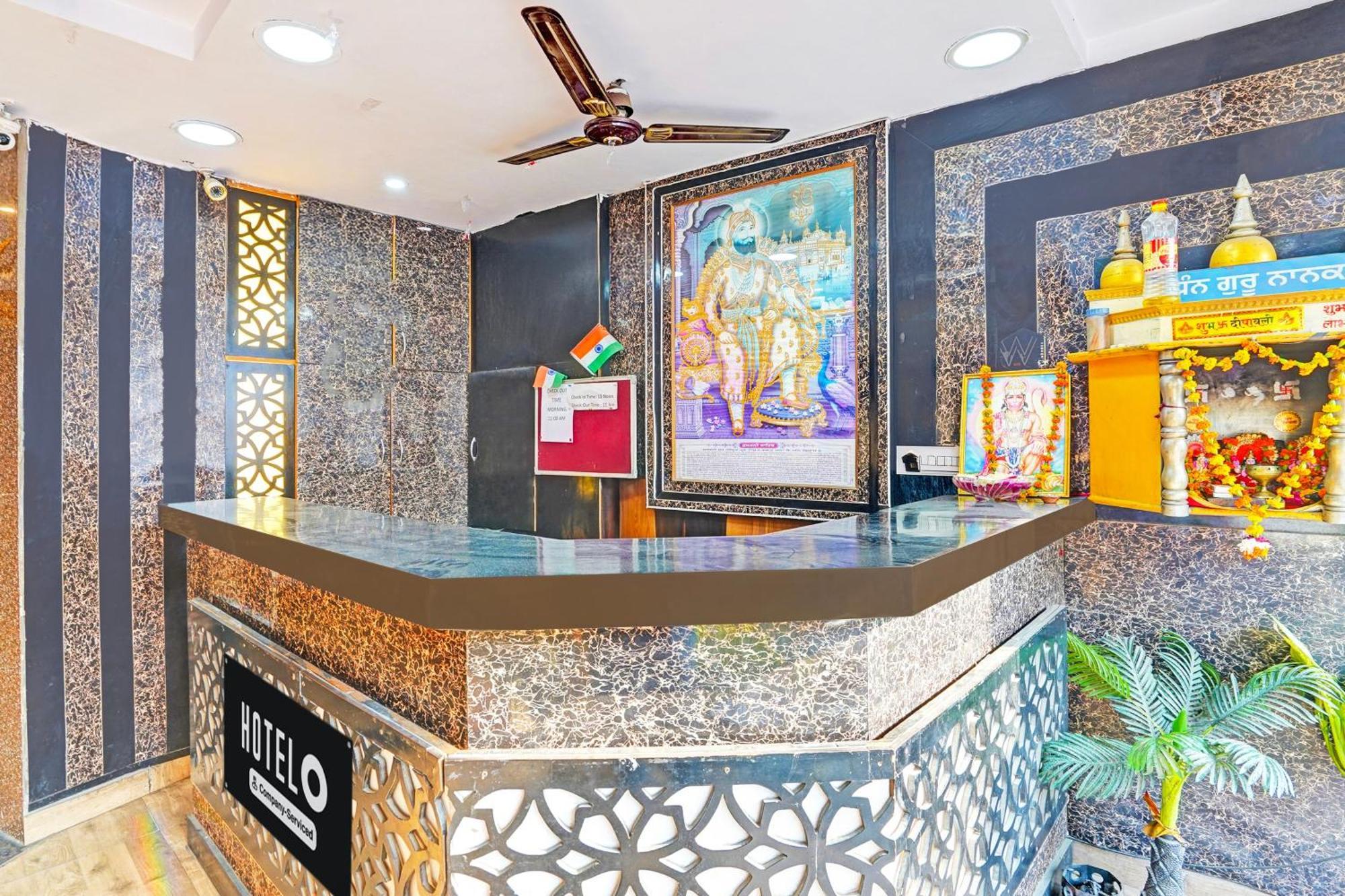 Hotel Super O Charbagh Formerly Khalsa 3*
